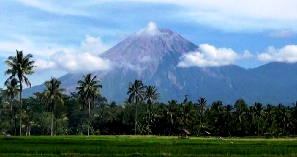 Kabar Gembira untuk Para Pendaki, Pendakian Gunung Semeru Siap Dibuka Kembali