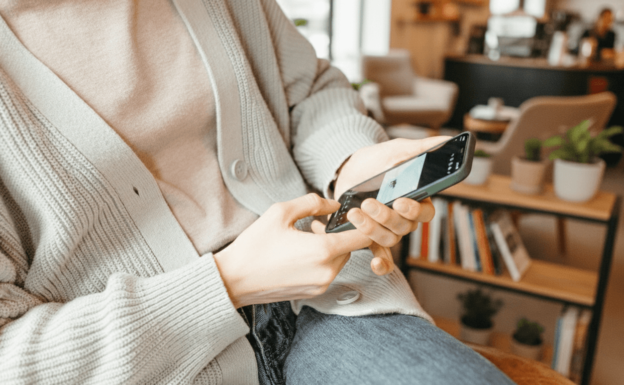 Ramadhan dan Detoks Digital: Momentum Memulihkan Kesehatan Mental di Era Layar Tanpa Henti