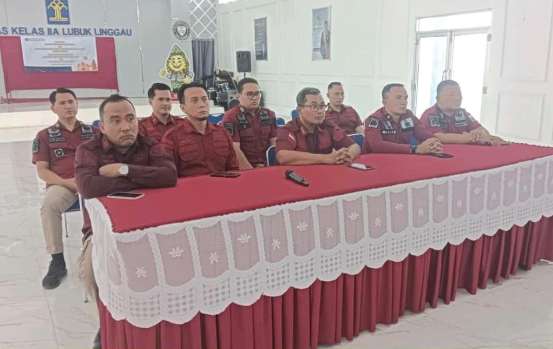 Lapas Lubuklinggau Ikuti Pengarahan Kesiapan Layanan Kunjungan Idul Fitri Secara Virtual