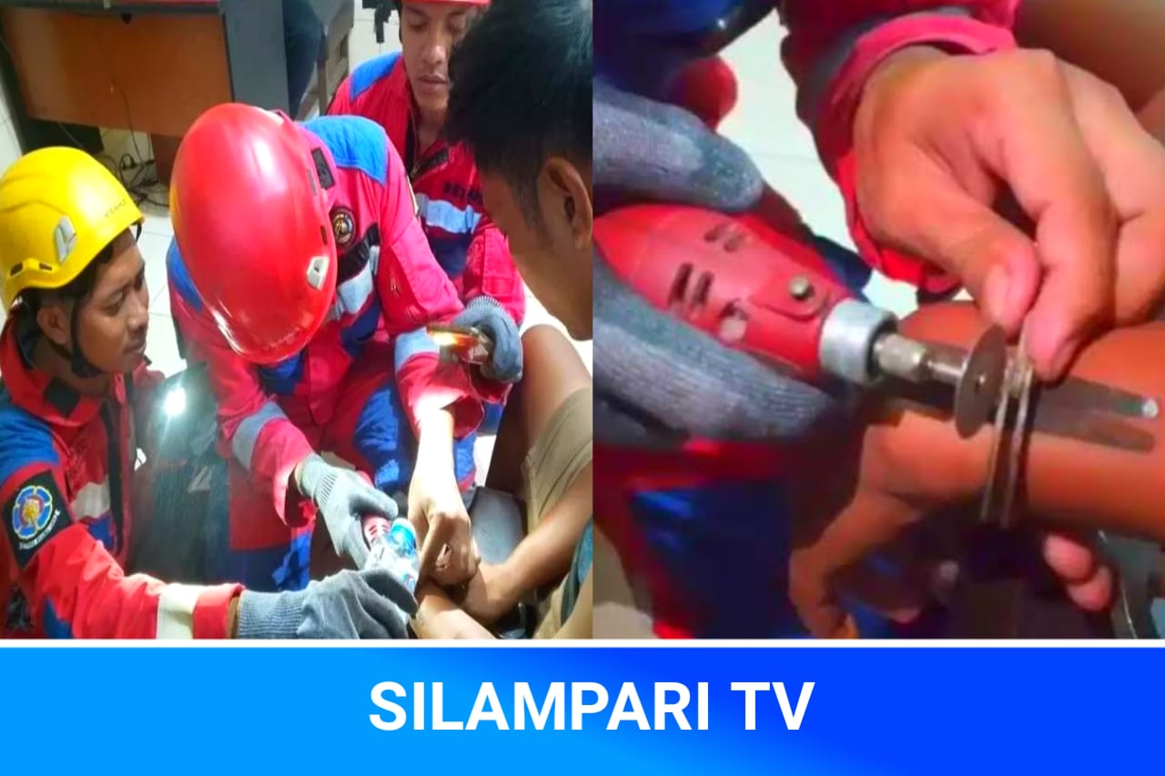 Borgol Macet, Polisi di Surabaya Minta Bantuan Damkar Lepaskan Tahanan.