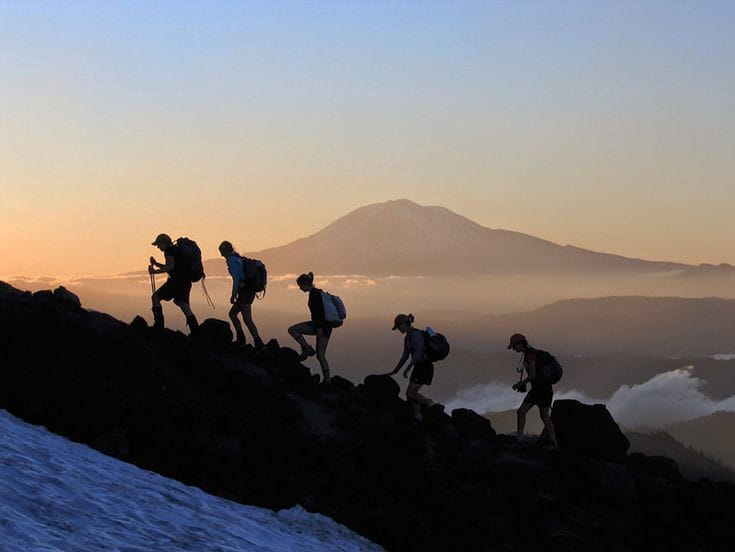 9 Latihan Fisik Yang Perlu Dilakukan Persiapan Sebelum Naik Gunung