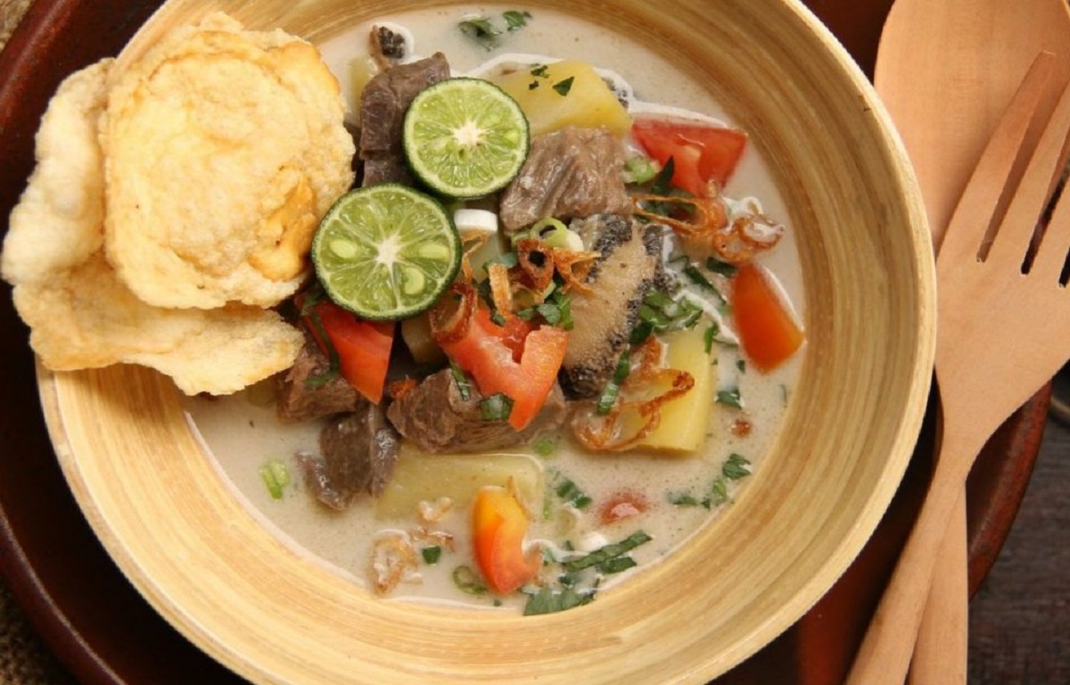 Resep Soto Daging yang Sedap, Berkuah Segar Khas Betawi