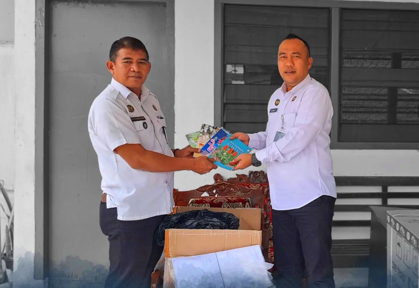 Lapas Lubuk Linggau Terima 100 Buku Bacaan dari Perpustakaan Nasional RI untuk Perkuat Pembinaan Warga Binaan