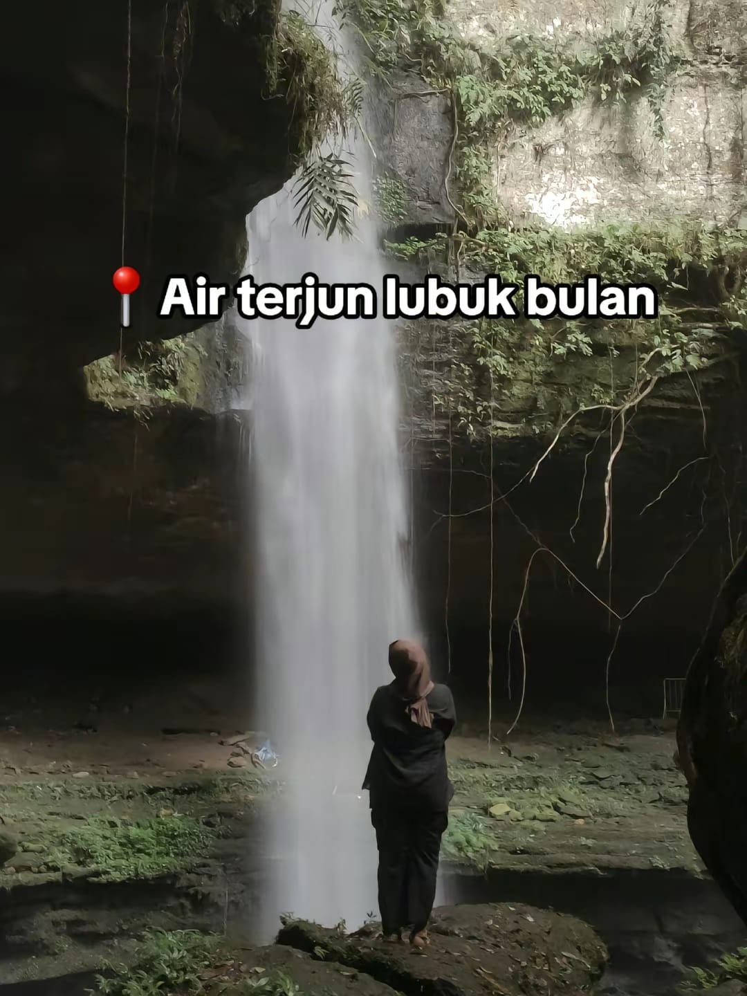 Keindahan dan Keajaiban Air Terjun Lubuak Bulan yang Aliran Airnya Menghilang Ditelan Bumi,  Wajib Kesini! 