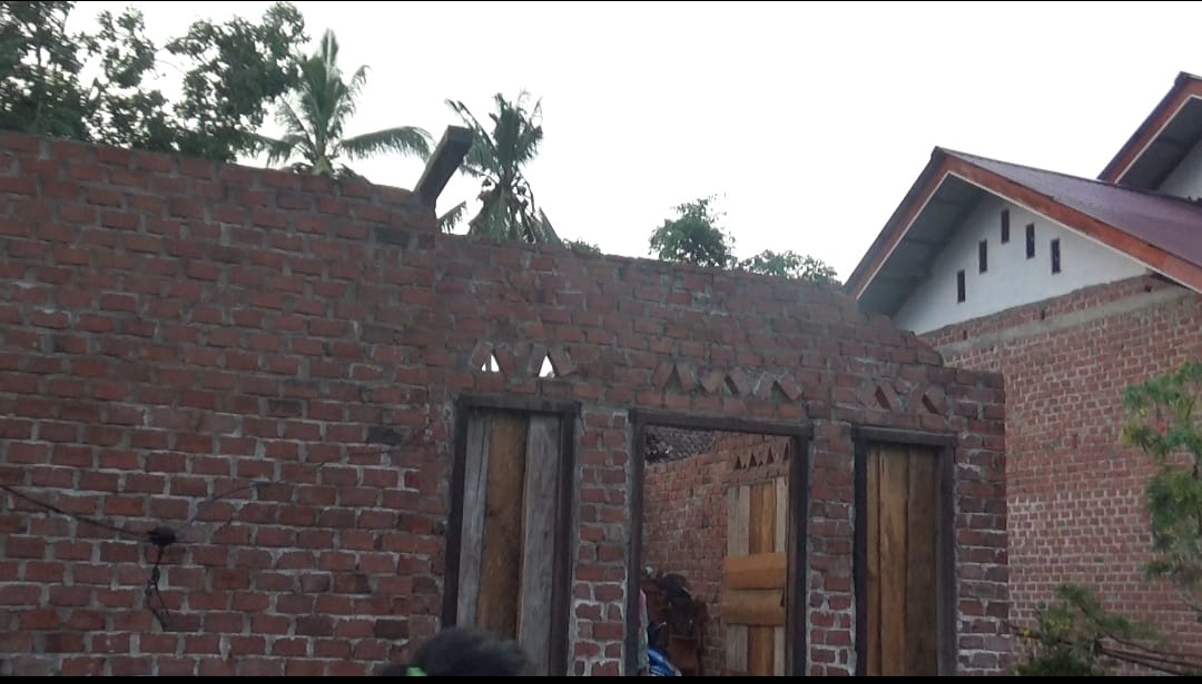 Bencana Alam di Megang Sakti, Musi Rawas: Atap Rumah Warga Ludes Diterjang Angin Kencang 