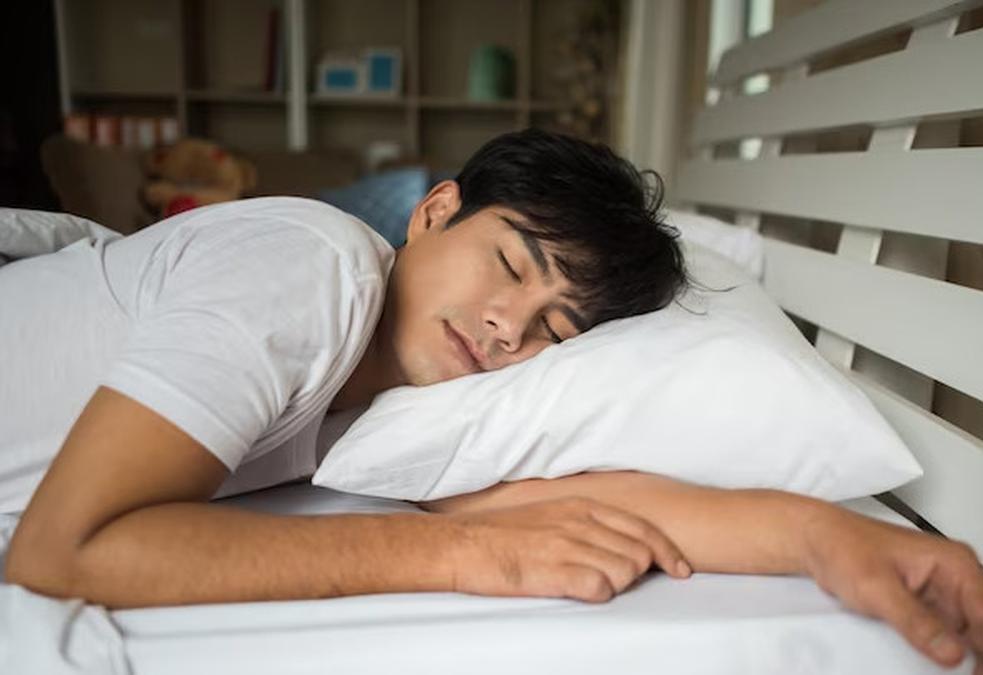 Jangan Langsung Tidur Setelah Sahur! Ini Dampak Buruknya bagi Tubuh