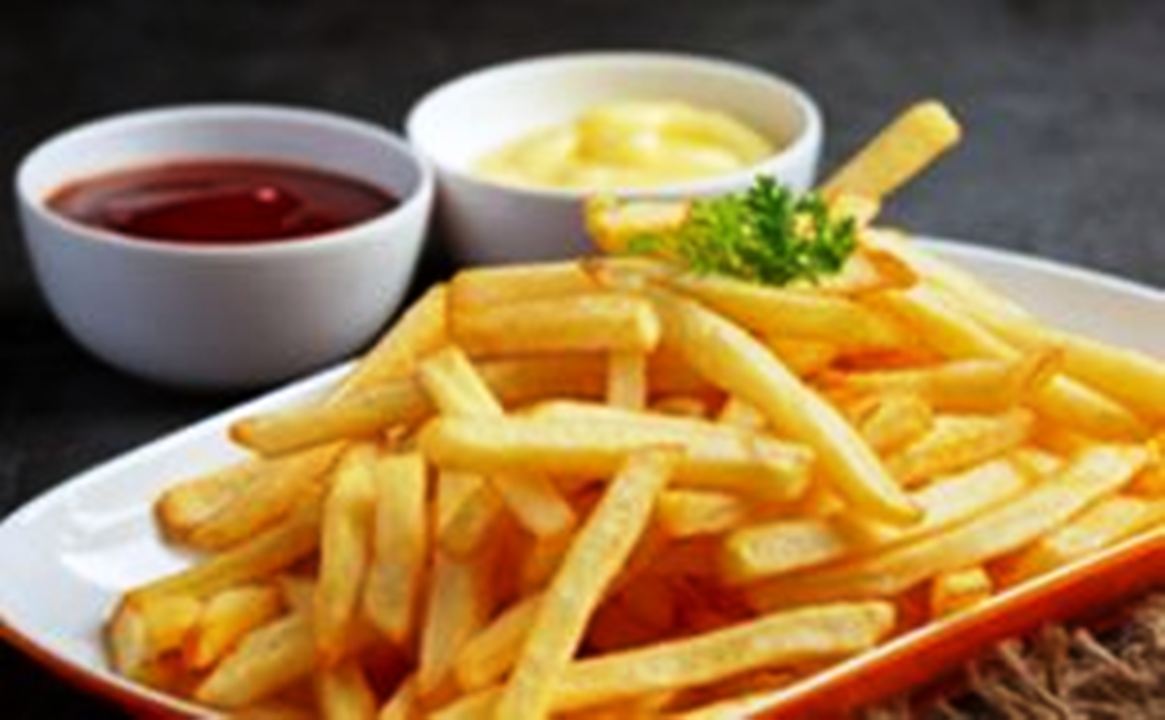 Resep French Fries Crispy Lengkap dengan Saus Tomat Pedas: Camilan Sambil Nonton