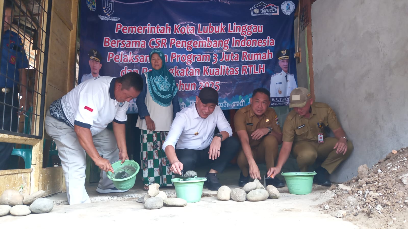 Pengembang Indonesia MLM Bersama Pemkot Lubuk Linggau Laksanakan Peletakkan Batu Pertama Bantuan RTLH 2025