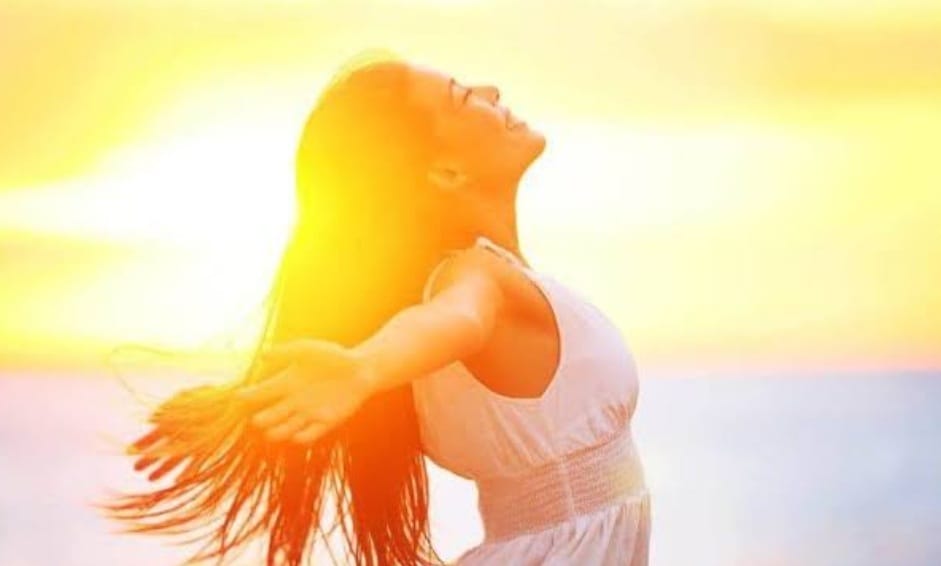 Jangan Malas Berjemur! Kenali Manfaat Sinar Matahari Pagi untuk Kesehatan 