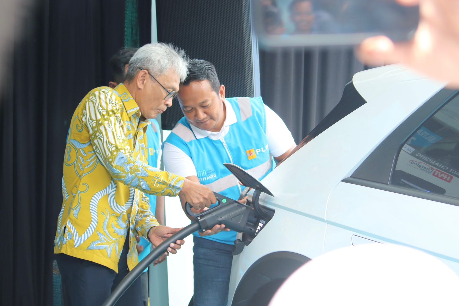 PLN Hadirkan SPKLU Center Pertama di Yogyakarta, Beri Kemudahan Bagi Pengguna EV.