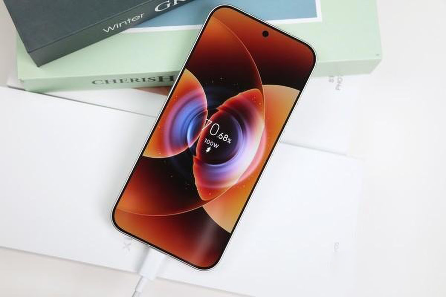 Xiaomi 17 Pro Tawarkan Performa Tangguh dengan Snapdragon 8 Gen 4 dan Fast Charging 120W