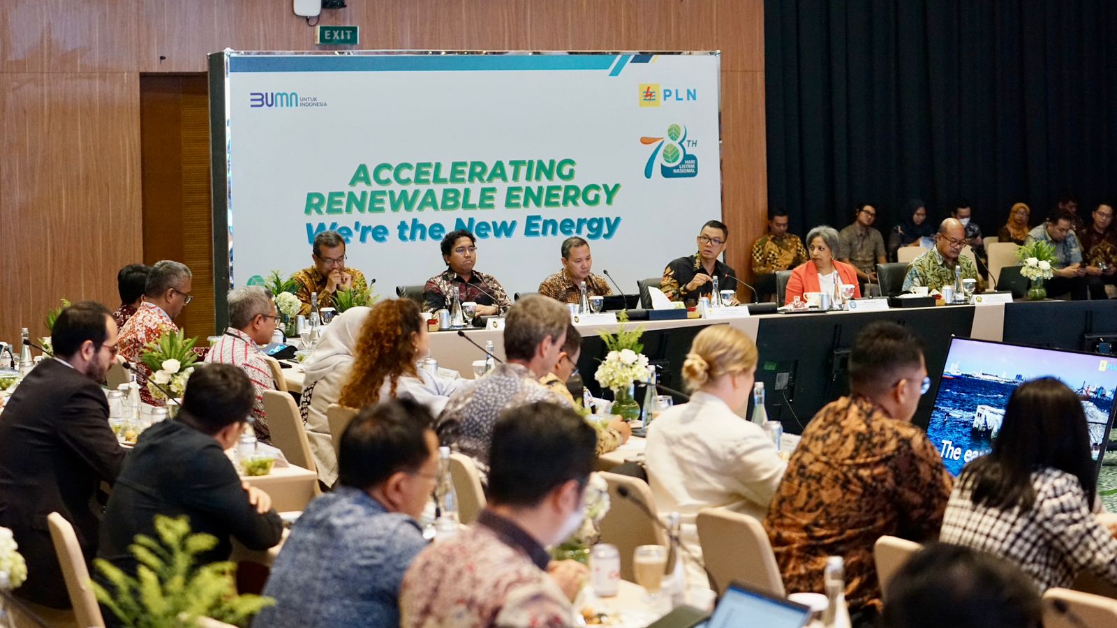 PLN Gaet Komunitas Global Melalui Green Energy Buyers Dialogue bersama Kemenko Marves