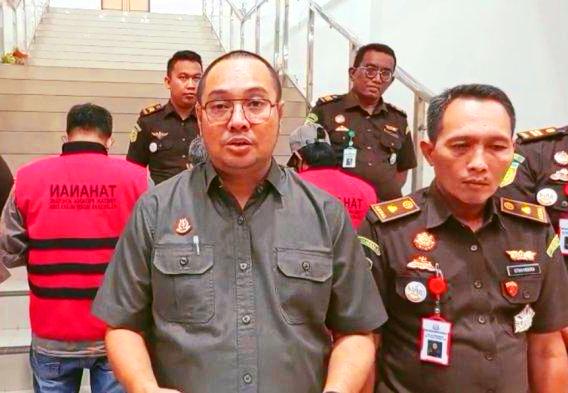 Kejari Muara Enim Tetapkan Tiga Tersangka Dugaan Korupsi Proyek Siring Jalan Pokir DPRD 2023, Negara Rugi Rp54