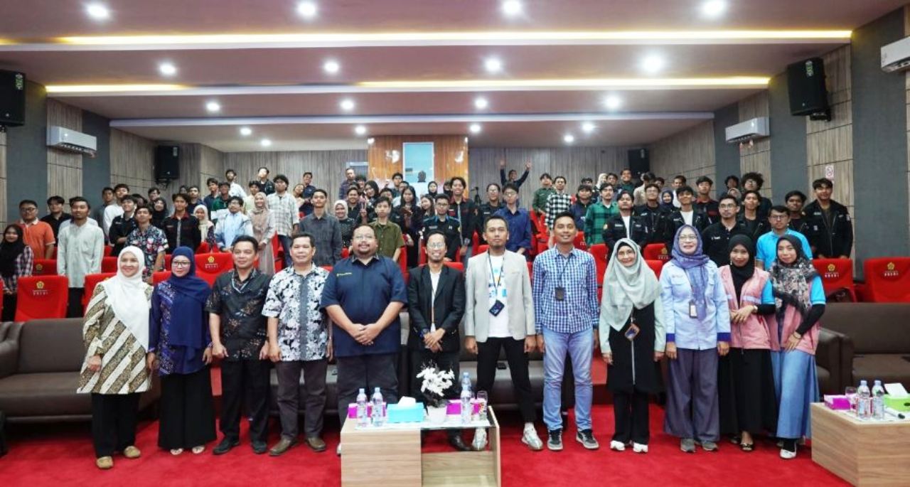 Peringati Hari Sumpah Pemuda ,PLN UP3 Ogan Ilir Goes to UNSRI: Edukasi Kelistrikan dan Transisi Energi 