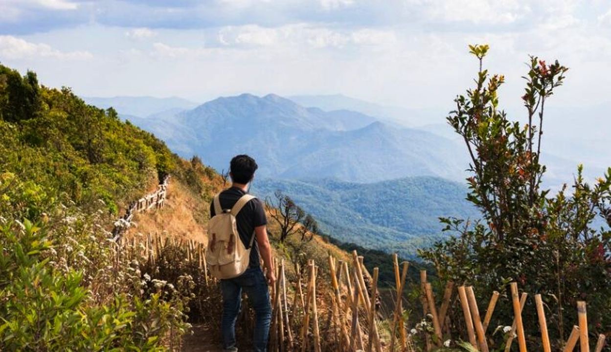 Mengapa Kebanyakan Wisata Alam Menjadi Tempat Favorit untuk Lepaskan Penat Saat Libur Panjang? Ini Alasannya!