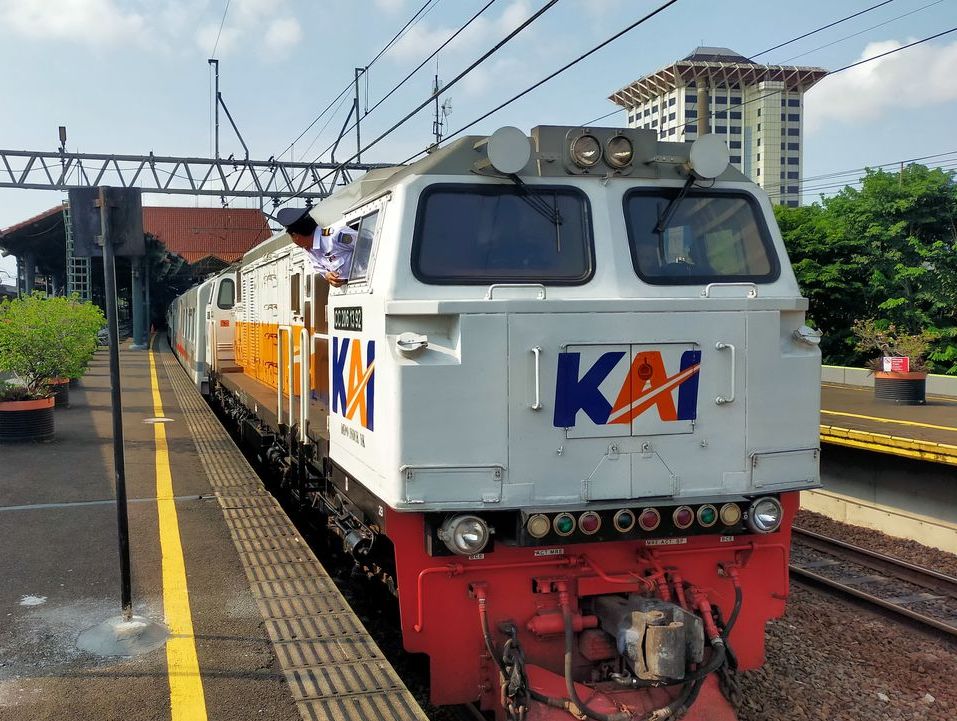 Tiket Kereta Api Lebaran 2025 Habis? Manfaatkan Fitur Connecting Train di Access by KAI