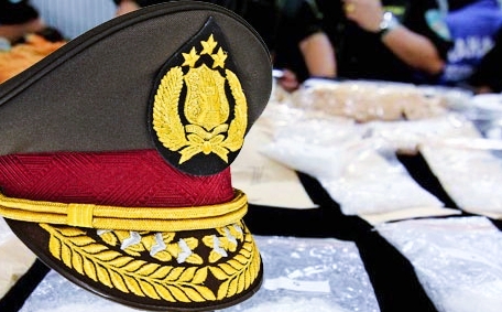 Oknum Polisi di Riau Jadi Pengedar Narkoba, Diduga Tampung Uang Hasil Penjualan Sabu 1 Kg.