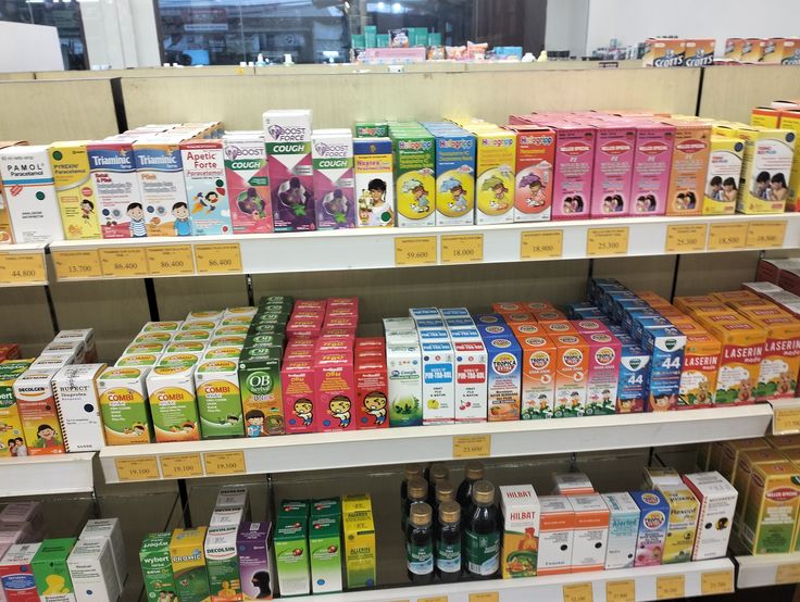 BPOM Tegaskan Aturan Baru Obat di Minimarket Tidak Menghapus Peran Apoteker