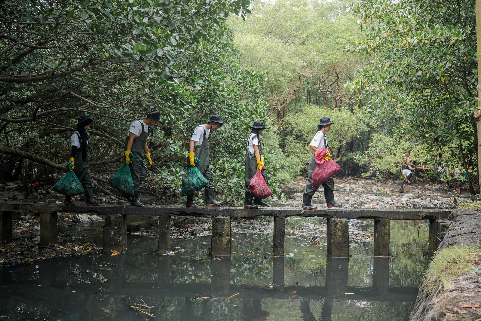Peringati Hari Sungai Nasional, BRI Jaga Ekosistem Lewat Bersih-Bersih Sungai dan Kesadaran Pengelolaan Sampah