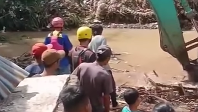 Hilang di Arus Kisah Pencarian Balita Satria di Sungai Mesat