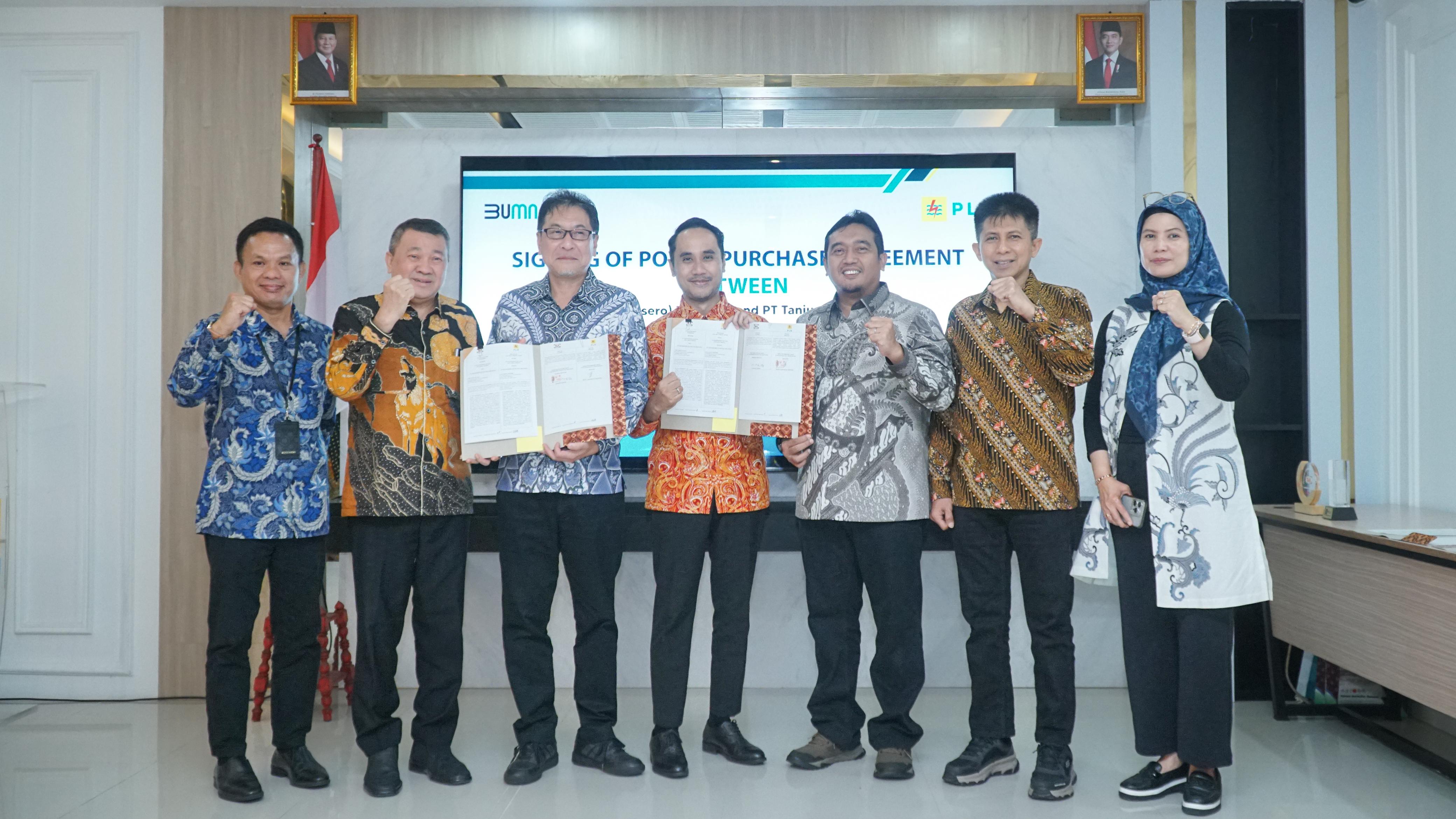 PLN dan PT Tanjungenim Lestari Pulp and Paper Sepakati Perjanjian Jual Beli Tenaga Listrik 10,38 MVA