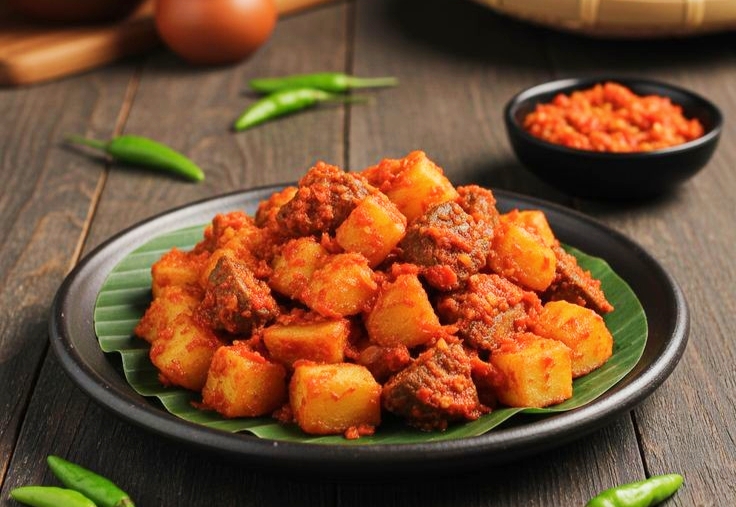 3 Resep Sambal Goreng Kentang Lezat untuk Temani Ketupat di Hari Raya Idul Fitri