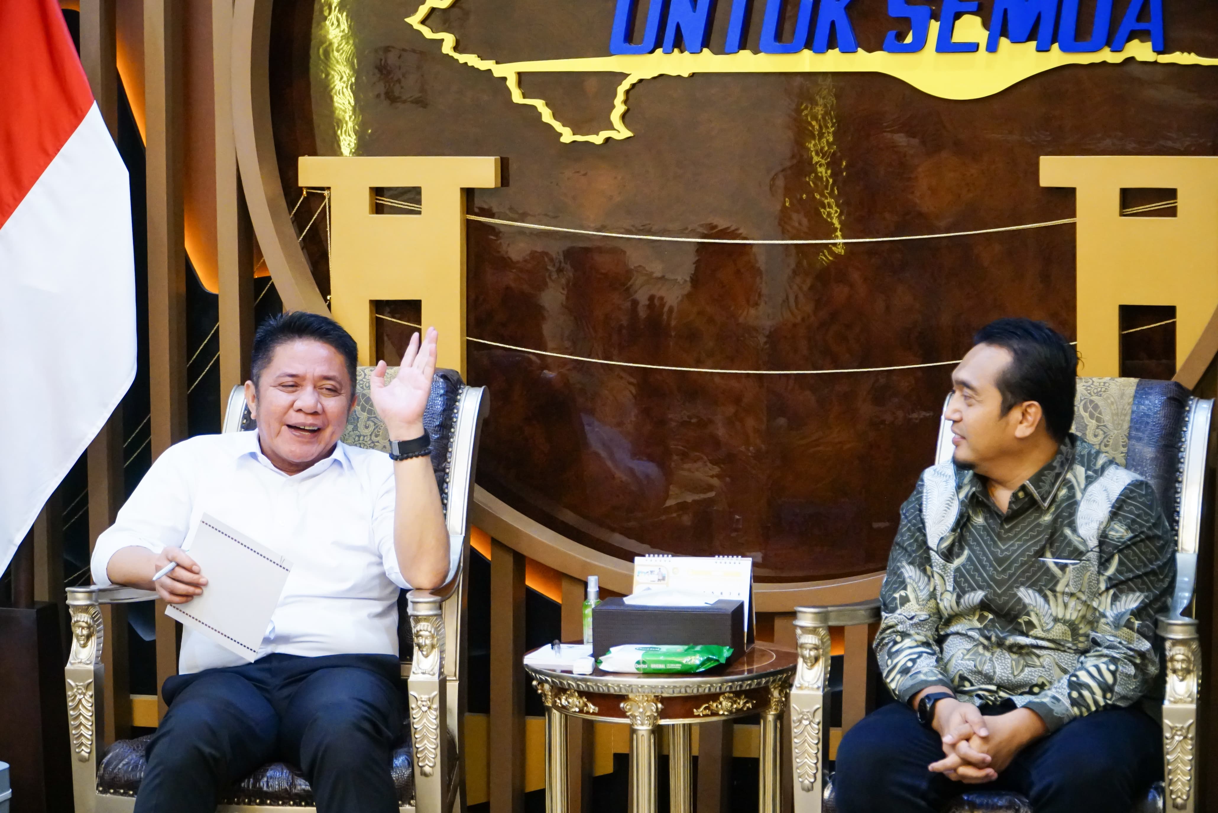 Gubernur Herman Deru Sinergi Bersama GM PT PLN Kejar  Target  Wilayah Sumsel 100 Persen Teraliri Listrik