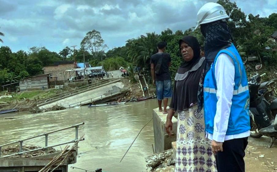 Pasca Banjir Bandang di Muratara, Srikandi PLN Berhasil Kawal Pemulihan Sistem Kelistrikan Hingga 90%
