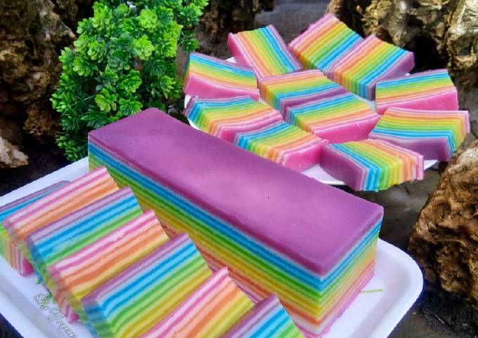 Resep Kue Lapis Tepung Beras Warna-Warni, Teksturnya Lembut Kenyal