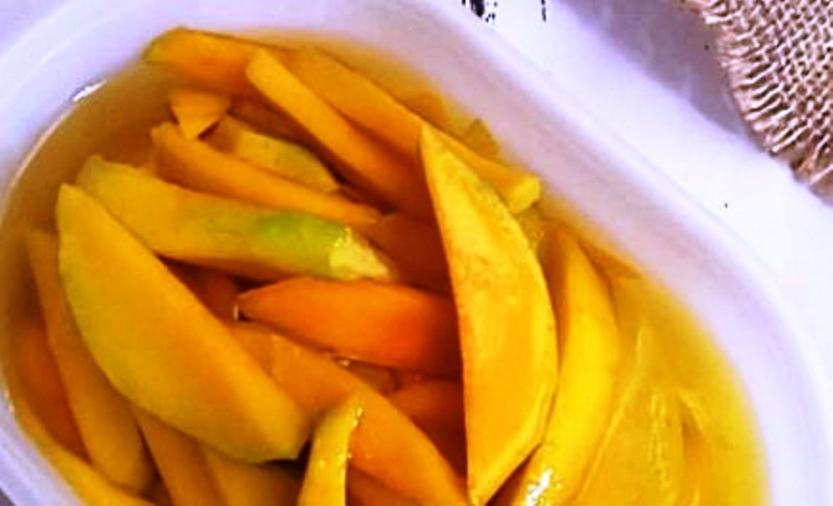 Resep Manisan Mangga: Seger Manis yang Bikin Ketagihan