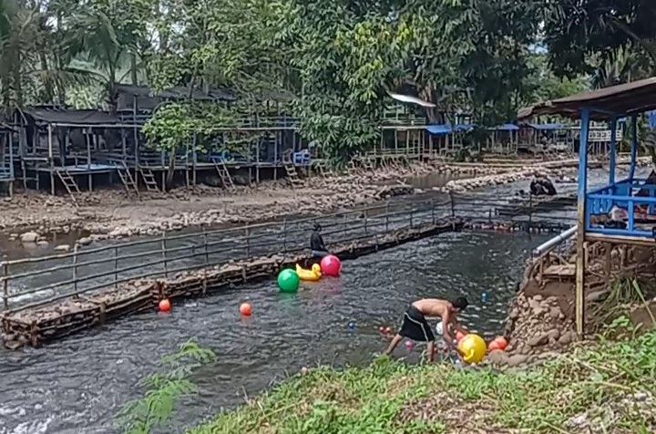 Wisata Sungai Kasie Lubuk Linggau Mulai Ramai Pengunjung H-1 Pergantian Tahun Baru