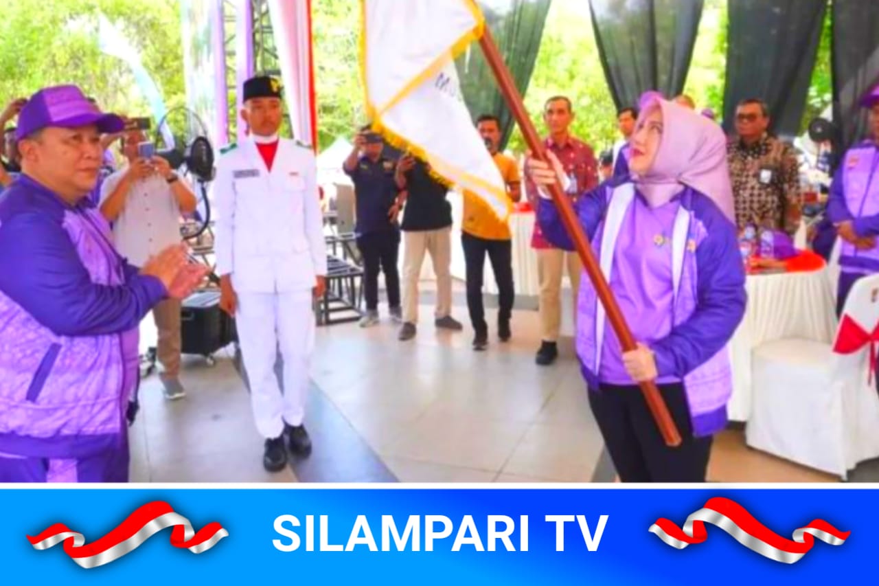 Bupati Ratna Machmud Lepas Kontingen Porprov Mura, Tekankan Pentingnya Sportivitas dan Semangat Juang.