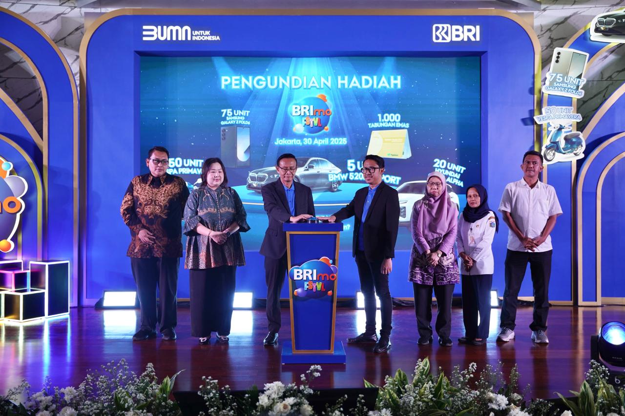 Umumkan Pemenang BRImo FSTVL 2024, Nasabah BRI Bawa Pulang Mobil BMW hingga Ribuan Tabungan Emas