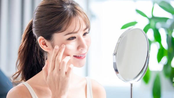 7 Cara Tepat Memakai Sunscreen, Lindungi Kulit dari Sinar Matahari saat Tampil All Out