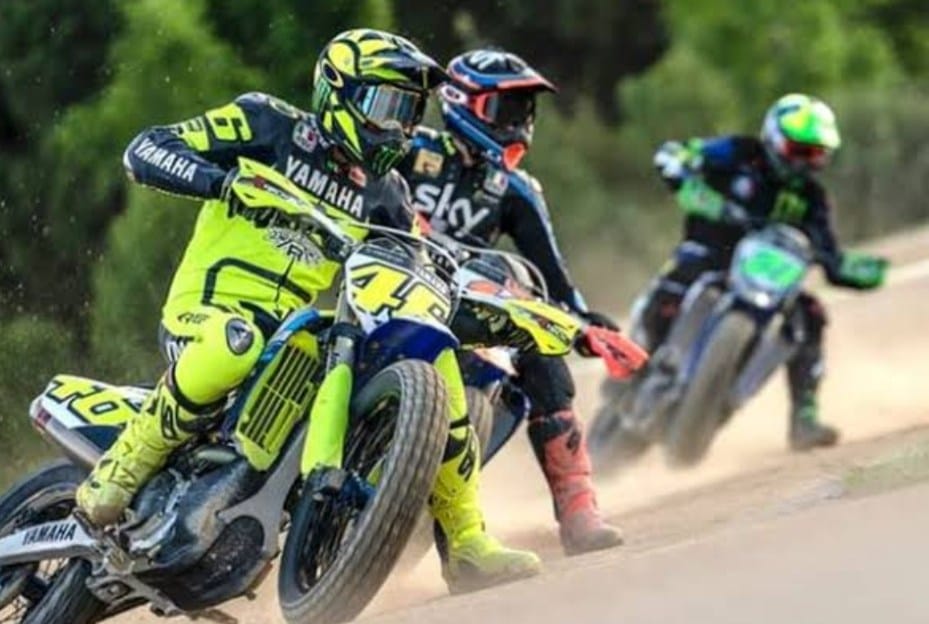 Valentine Rossi Gelar Balap Track MotoRanch 100 Km of Champion di Rumahnya