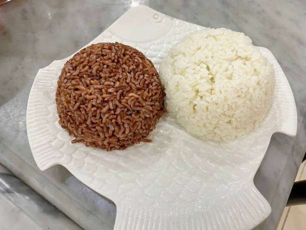 Nasi Merah vs Nasi Putih untuk Diet: Mana yang Lebih Efektif Turunkan Berat Badan?