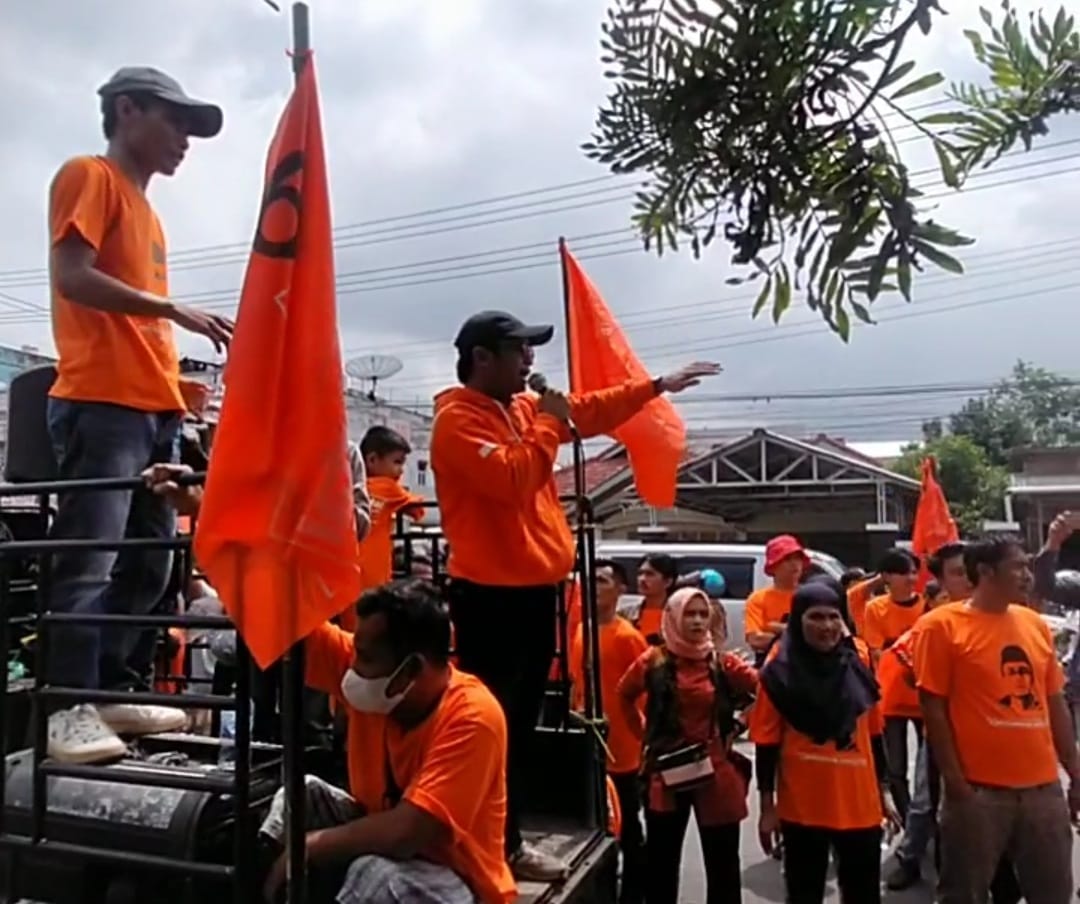 Aksi Orasi Damai Desak Hak Dasar Kesehatan di Dinas Kesehatan Kota Lubuklinggau