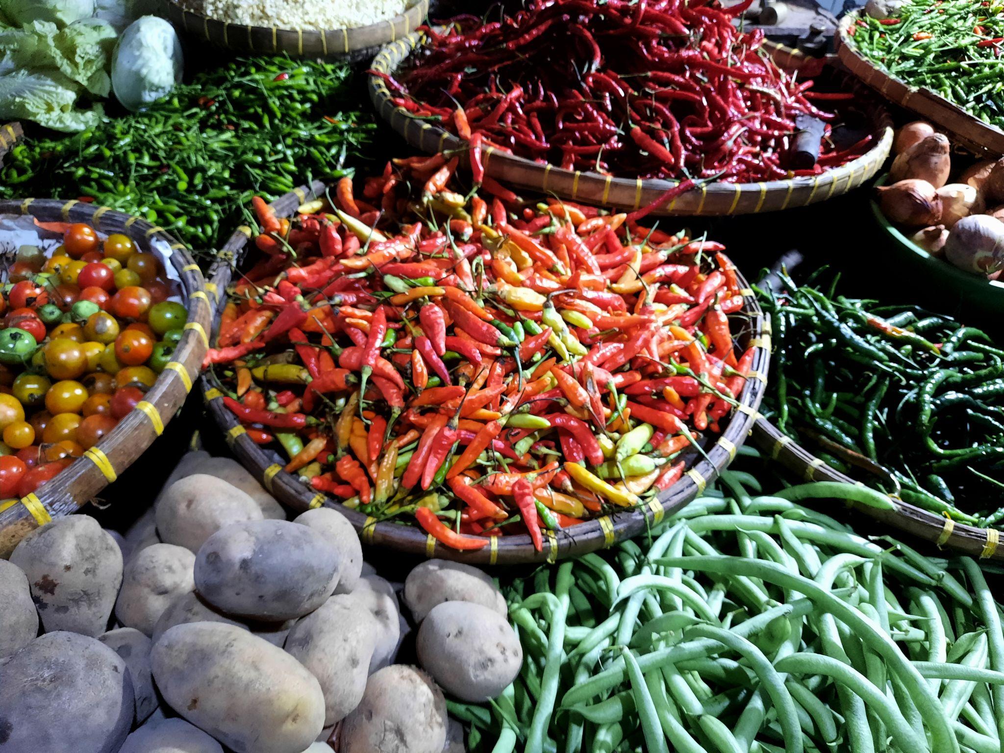 Harga Pangan Nasional Hari Ini: Cabai Rawit Merah Tembus Rp91.700 per Kg, Ayam Ras Rp43.900