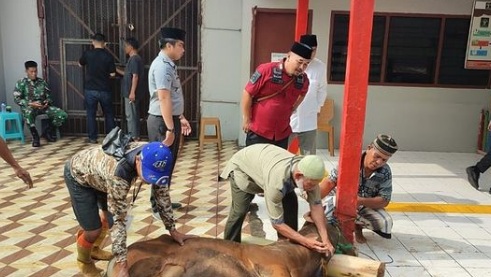 Pemotongan Hewan Kurban di Lapas Kelas IIA Lubuk Linggau: Wujud Kepedulian dan Kebersamaan Idul Adha