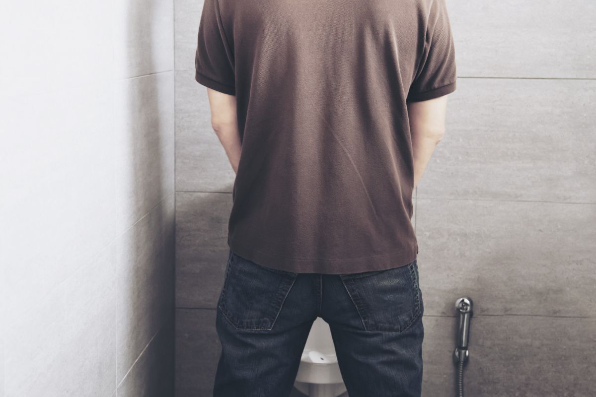 Hati-hati Pikun Dini! Urine Berbusa Bisa Jadi Tanda Awal Demensia