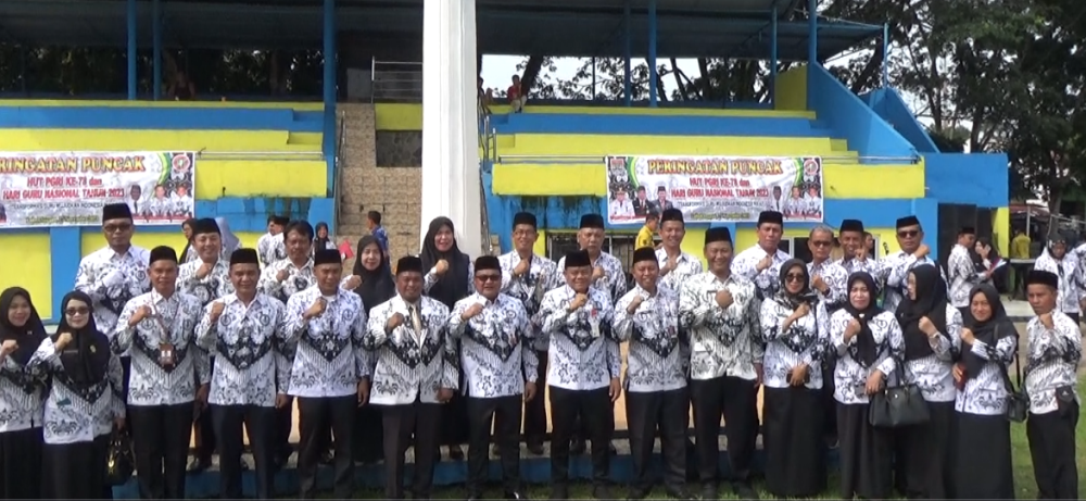 Guru Se-Kota Lubuklinggau Ikuti upacara Hari Guru Nasional dan HUT PGRI Ke-78