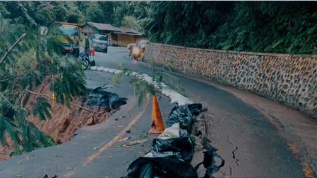 Jalan Lintas Liku 9 Amblas, Pemprov Bengkulu Turun Tangan Tanggap Darurat