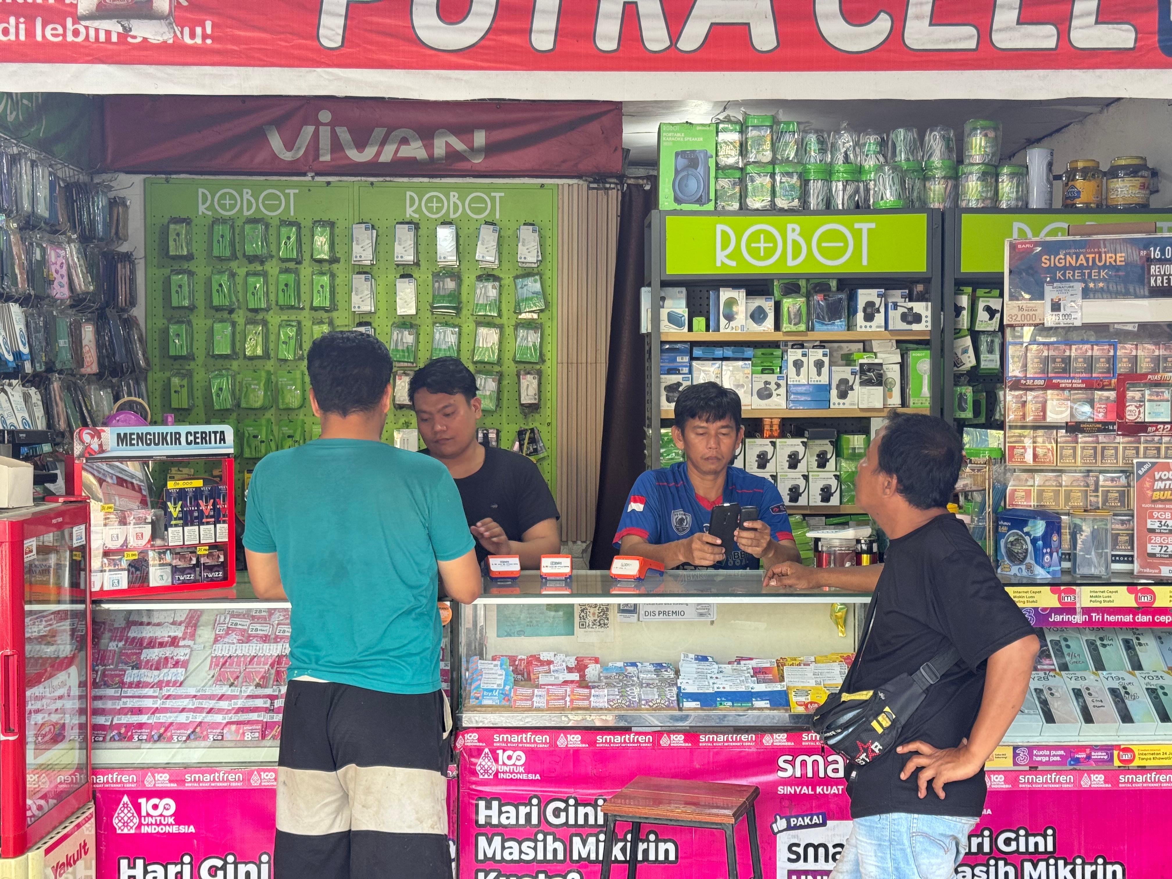 Punya Banyak Cabang, AgenBRILink Milik Pemuda Asal Lahat Ini Buka Lapangan Pekerjaan Untuk Warga Sekitar