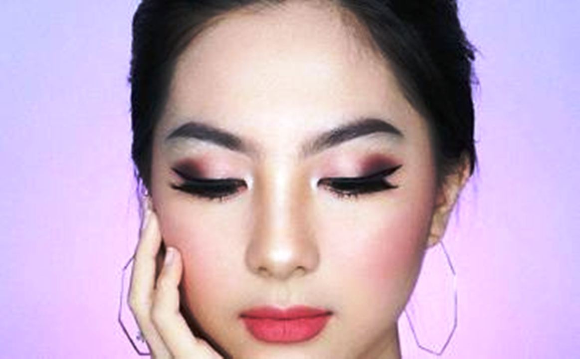 3 Rekomendasi Eye Shadow Terbaik, Banyak Pilihan Warna Kalem dan Natural