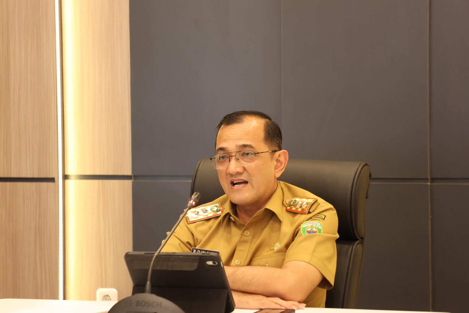 WFH ASN Sumsel Dinilai Efektif, Penggunaan BBM Kendaraan Dinas Turun 18 Persen