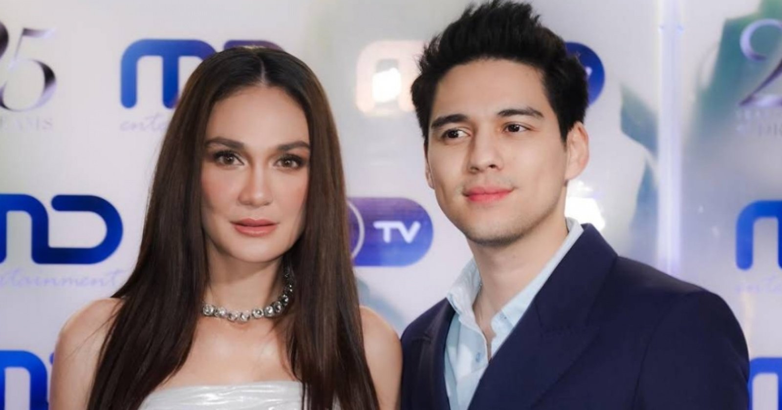 Beredar Undangan, Benarkah Luna Maya dan Maxime Bouttier Menikah di Ubud Bali pada 7 Mei 2025?