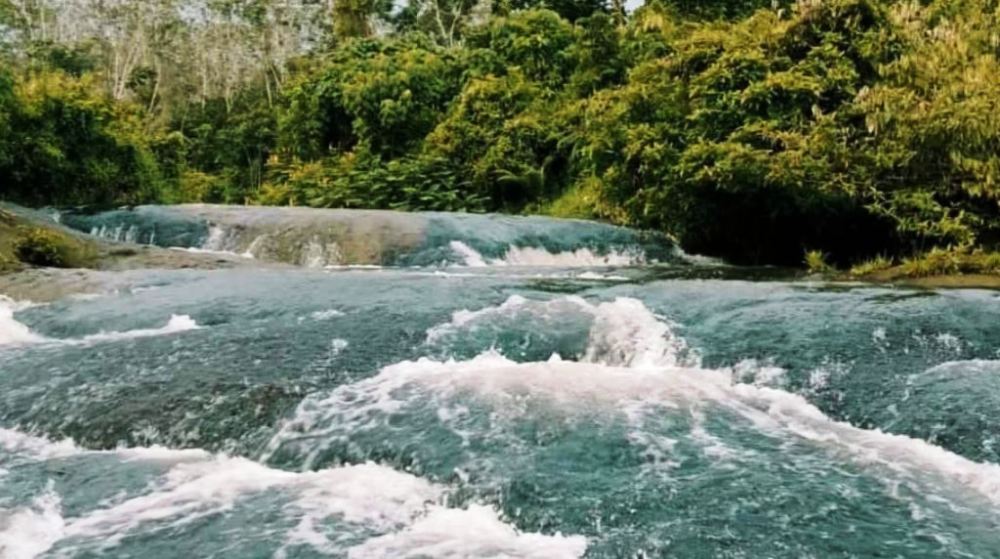 Keindahan Melangit, Ini dia Air Terjun yang Tersembunyi di Daerah Selangit