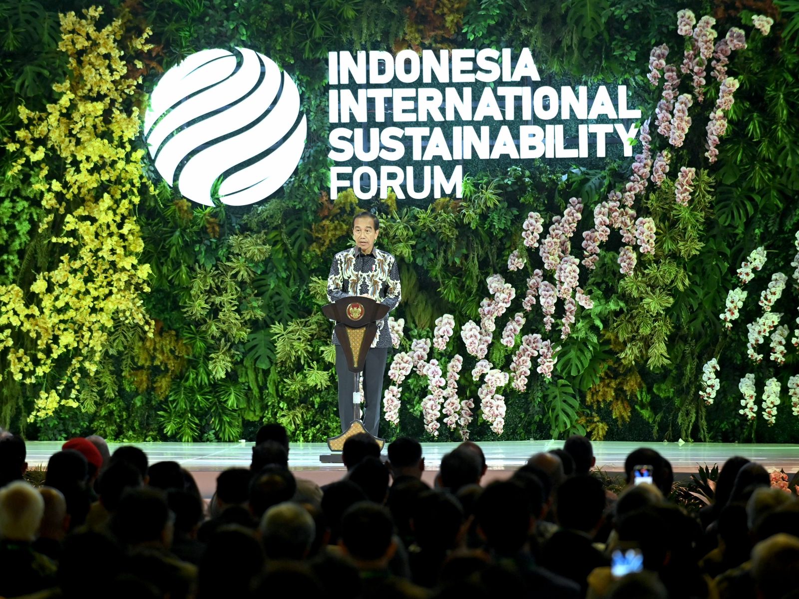 Di IISF 2024, PLN Paparkan Strategi Transisi Energi untuk Capai Net Zero Emissions