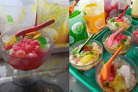 Mencicipi Es Indonesia Asli di Bakoel Es Purbalingga, Bernuansa Rumah Tempo Dulu