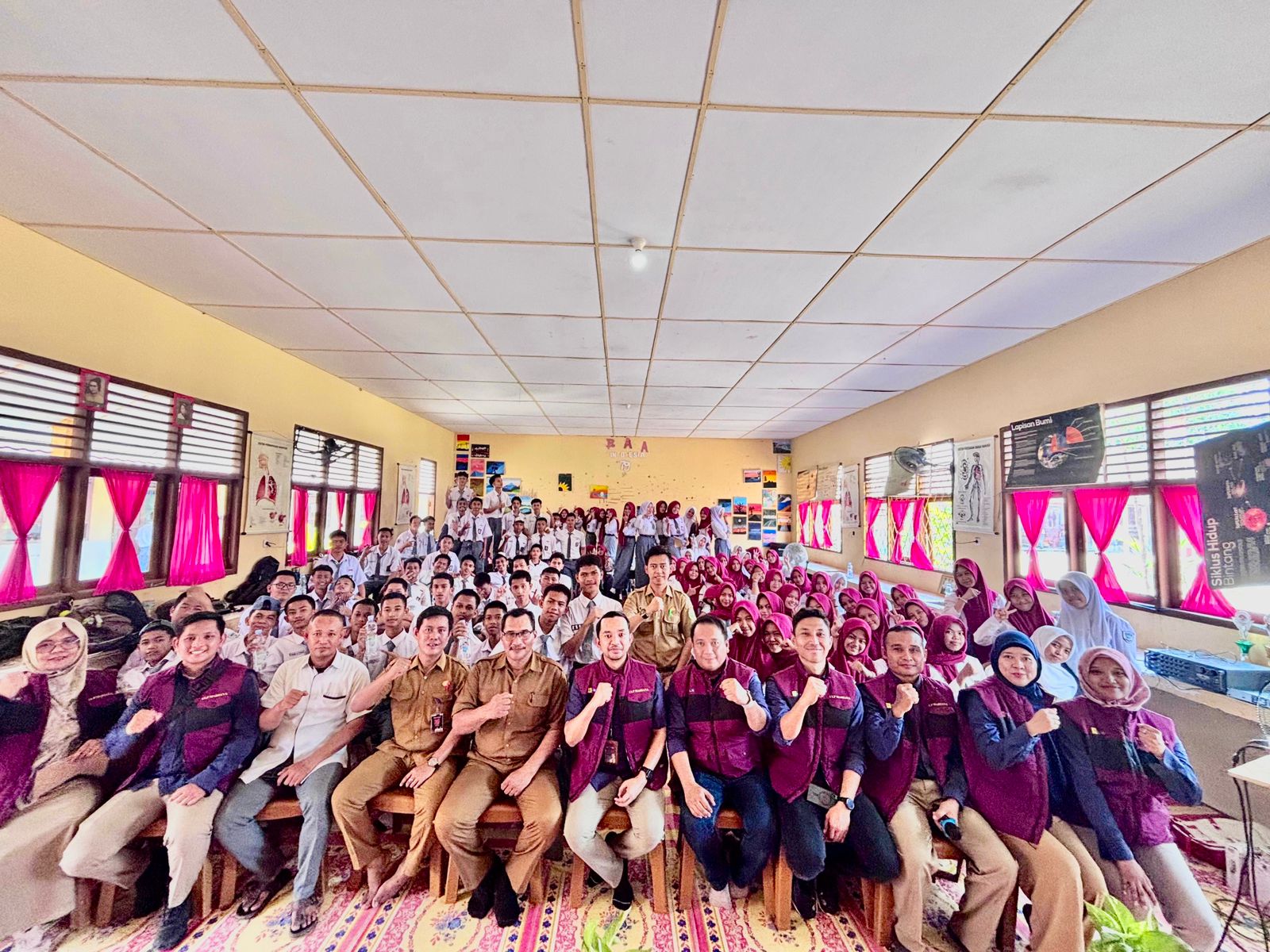 Edukasi Listrik Aman dan Digitalisasi Layanan, PLN ULP Mariana Gelar Program Goes to School 